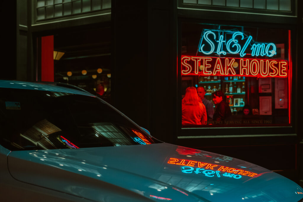 Image of St. Elmo Steakhouse.